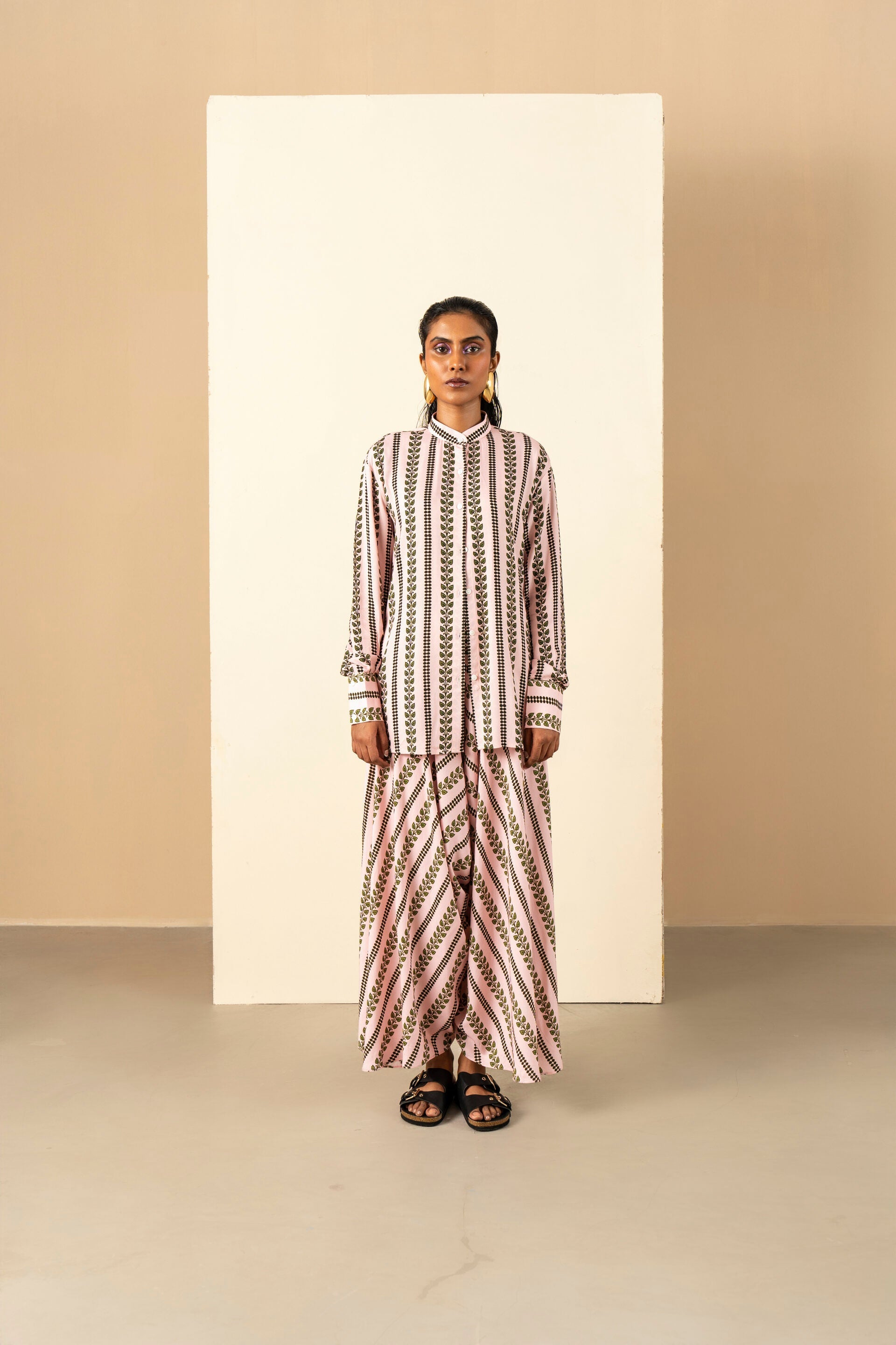 Rose Riga Set – Nava